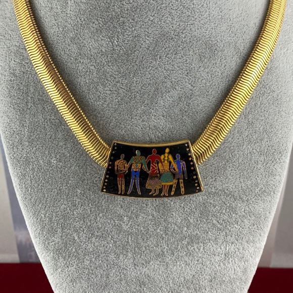 Jewelry - Laurel Burch Famlia Slider Gold Tone Necklace
